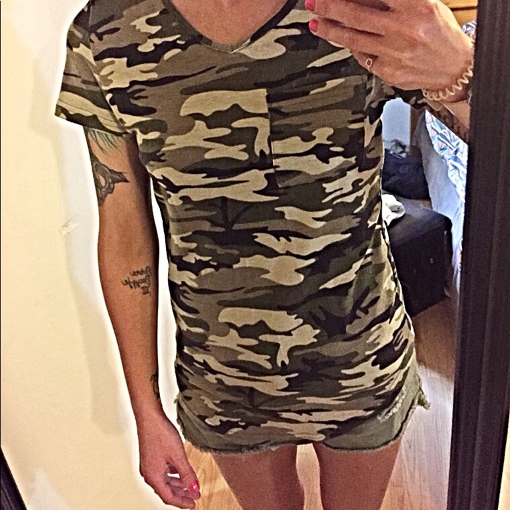 Camouflage T-shirt